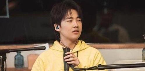 吃瓜娱乐郭麒麟,吃瓜娱乐背后的喜剧人生 第3张 吃瓜娱乐郭麒麟,吃瓜娱乐背后的喜剧人生 第3张